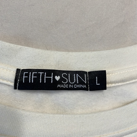 Fifth Sun Cream Minimalist "I believe in Santa" Christmas Sweatshirt Size L - Picture 6 of 10